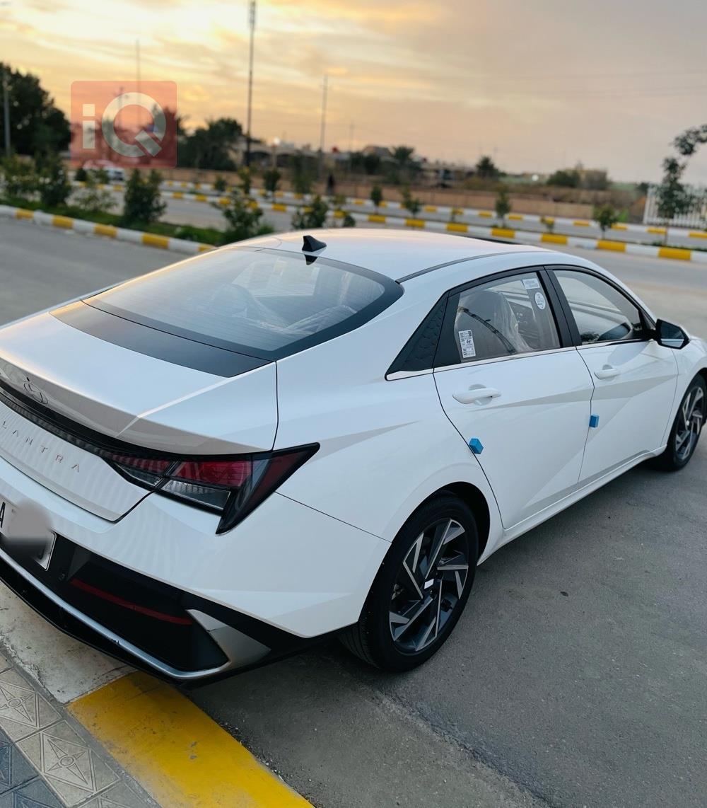 هيونداي النترا